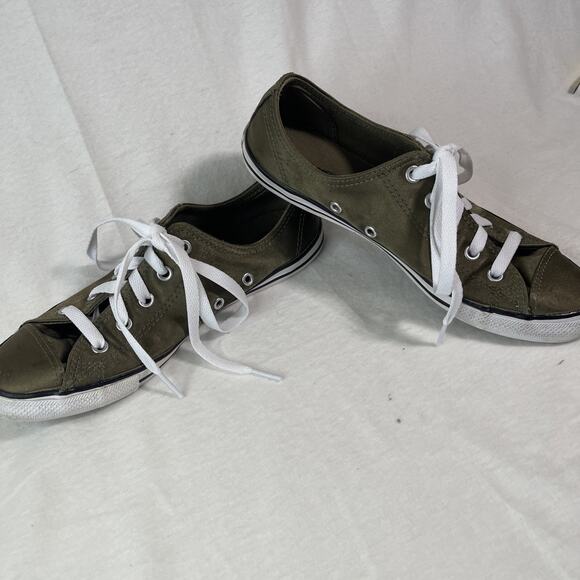 Converse All Star Chuck Taylor Size 7-7.5 Women’s Green Satin Low Top Sneakers - Picture 1 of 7
